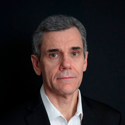 Dr. Esteban
